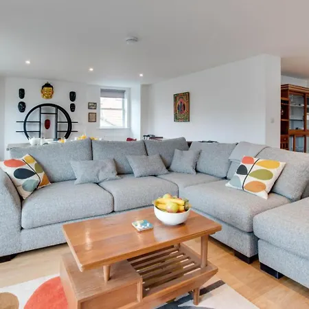 2 Bed In Oc-w1012 アパート *